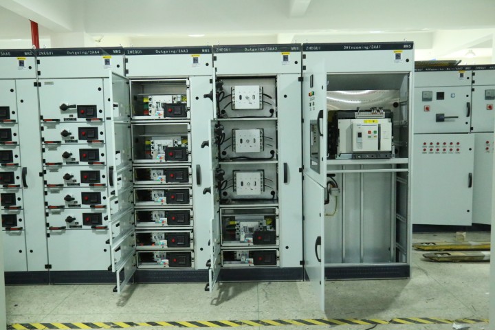 MCC internal view with withdrawable starter units and incoming breaker compartment MCC internal view with withdrawable starter units and incoming breaker compartment