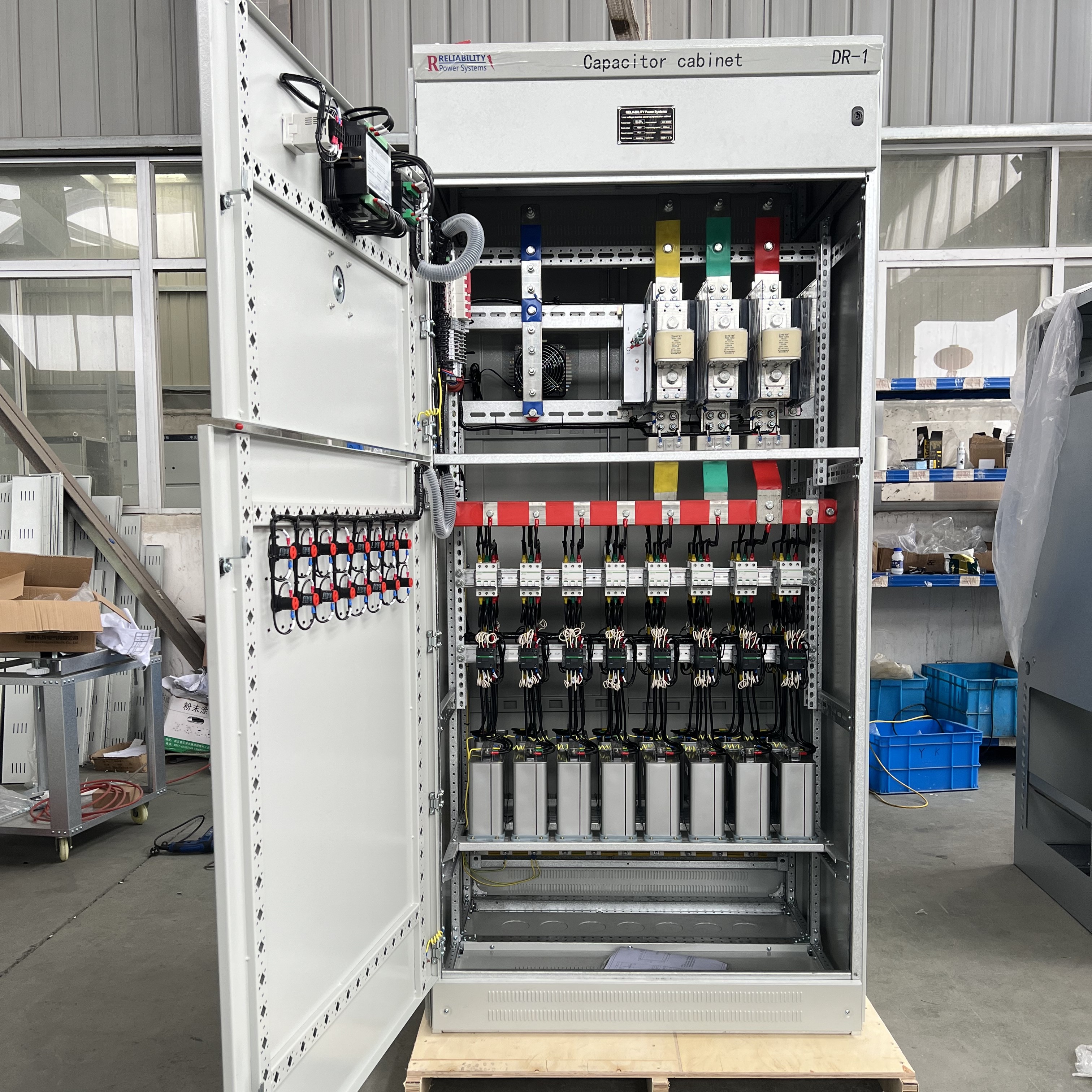 capacitor bank inside