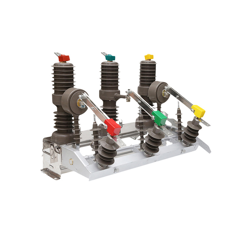 Three phase pole mounted 24kV Power distribution Vacuum Circuit breaker