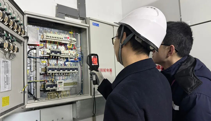 commercial building electrical distribution room with power distribution equipment and switchgear panels installed