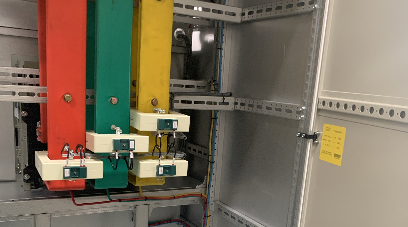 Withdrawable LV Switchgear — MNS Series IEC 61439 Type-Tested up to ...