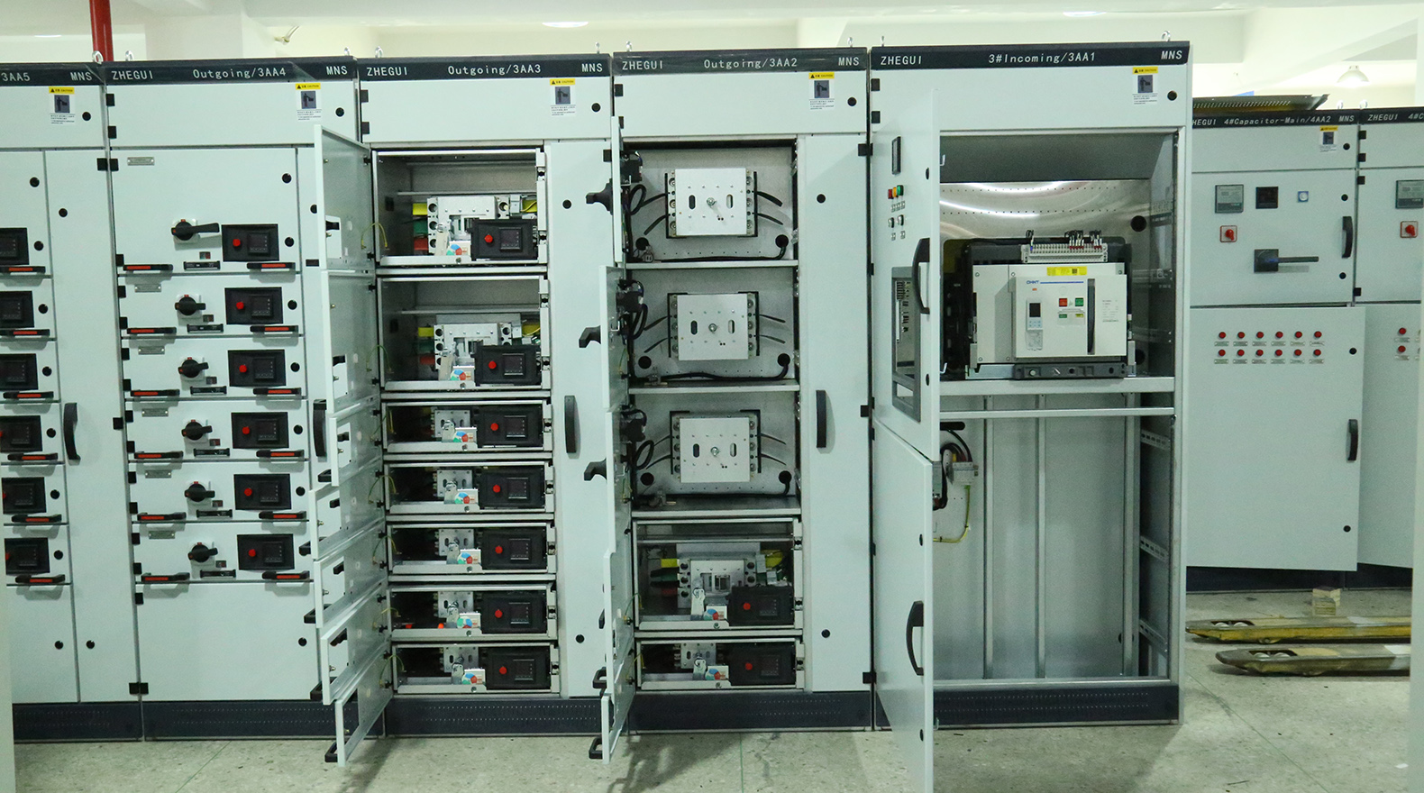 Withdrawable LV Switchgear — MNS Series IEC 61439 Type-Tested up to ...