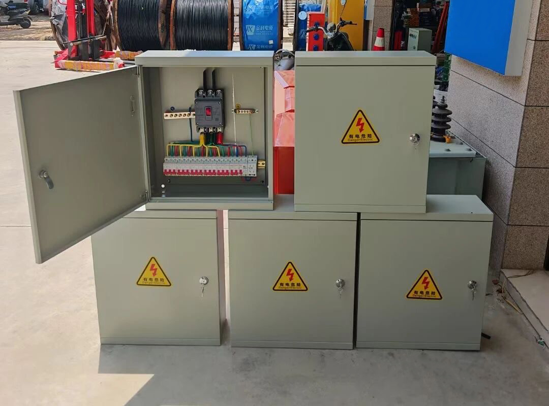 Which Manufacturers Supply Modular Sub Distribution Boards Suitable for Scalable Electrical Systems?