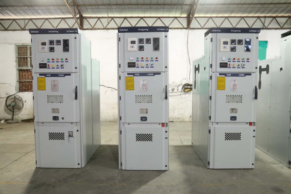 Metal clad MV switchgear front view Metal clad medium voltage switchgear front view for substation projects