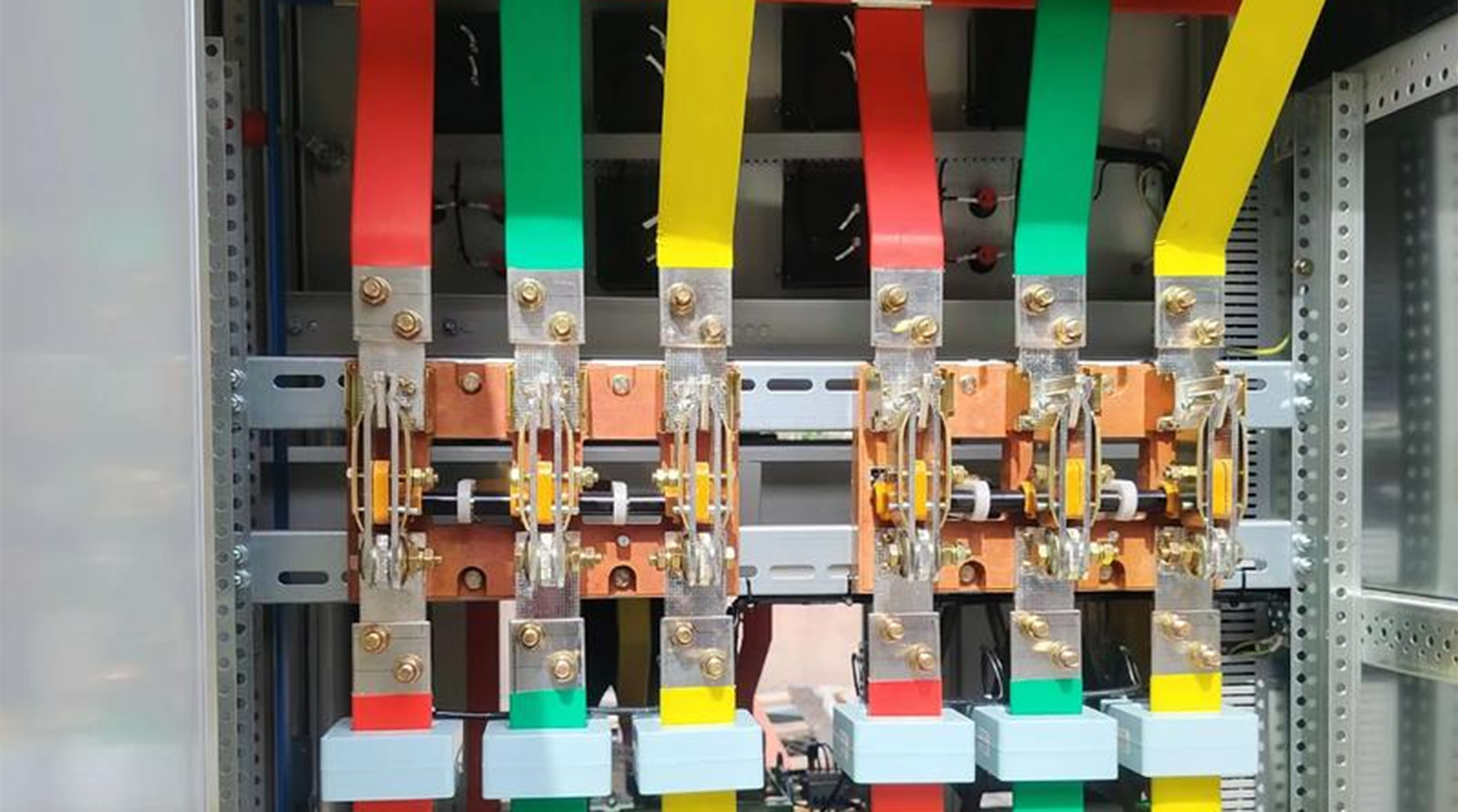 Silver-Plated Copper Busbar