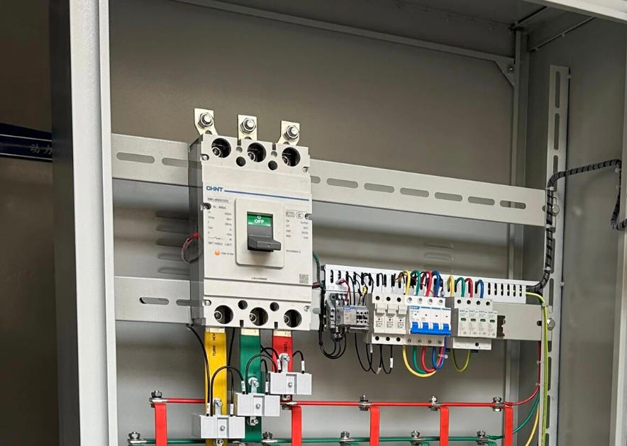 MCCB incoming breaker with electronic trip unit inside a safety-rated distribution board